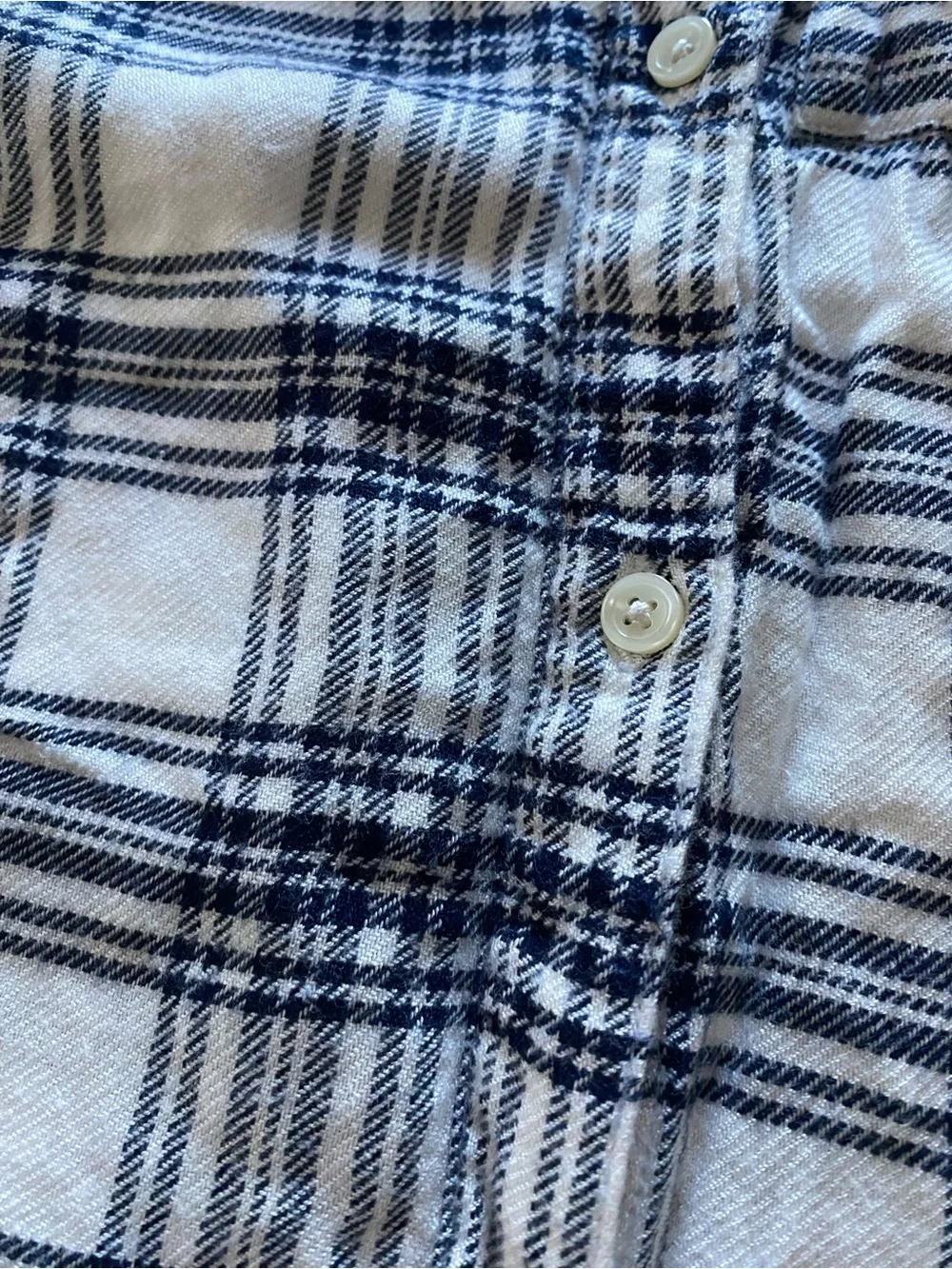 Old Navy Girls 5 White and Navy Plaid Button-Down Shirt